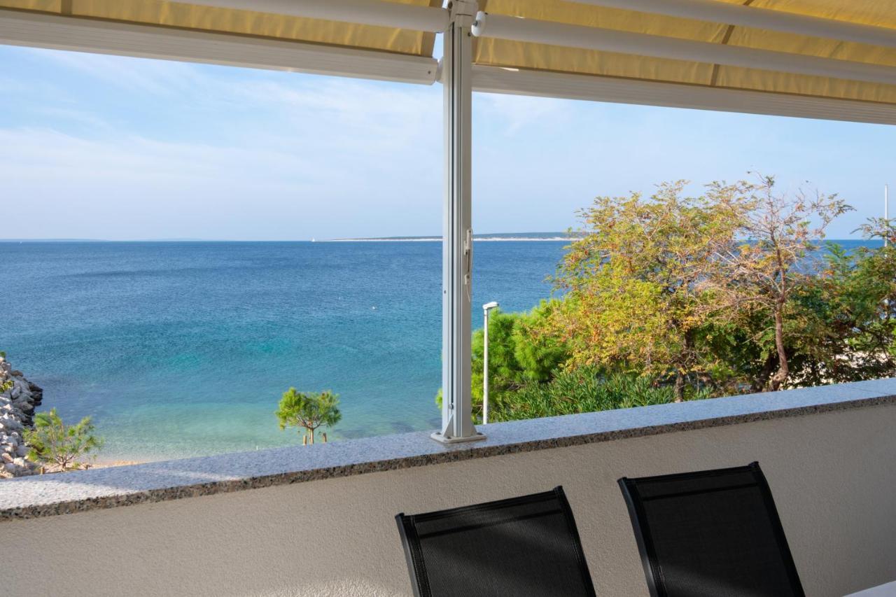 Apartments By The Sea Mandre, Pag - 4093 コラン エクステリア 写真